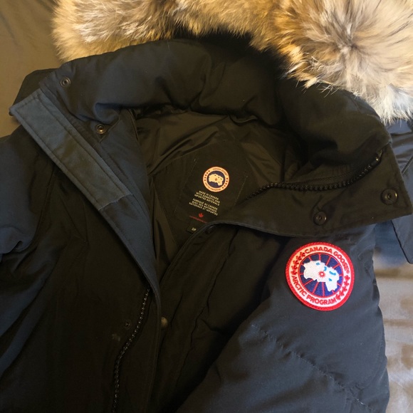 Canada Goose - Picture 2 of 5